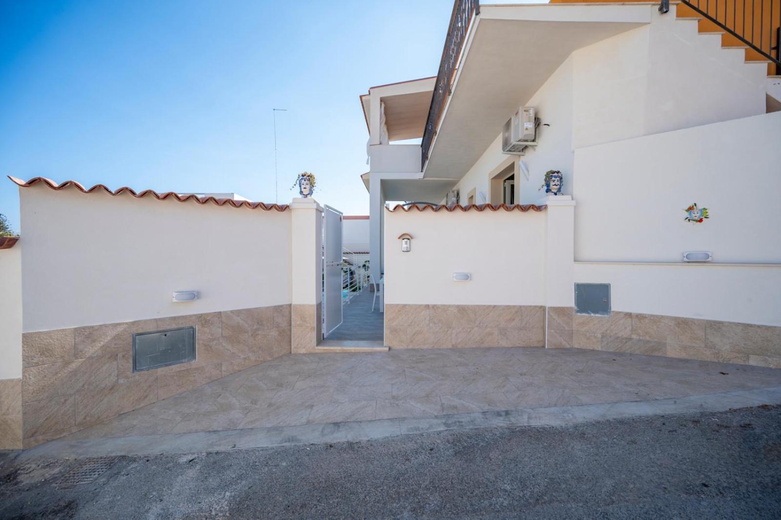 Profumi Di Sicilia - Fontane Bianche Apartment Exterior foto