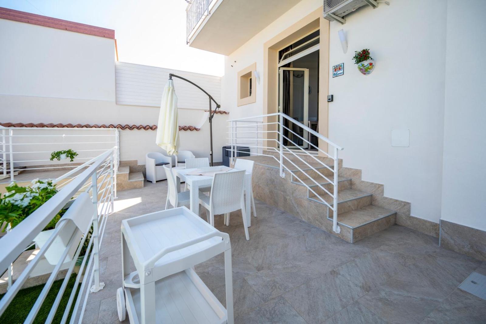 Profumi Di Sicilia - Fontane Bianche Apartment Exterior foto